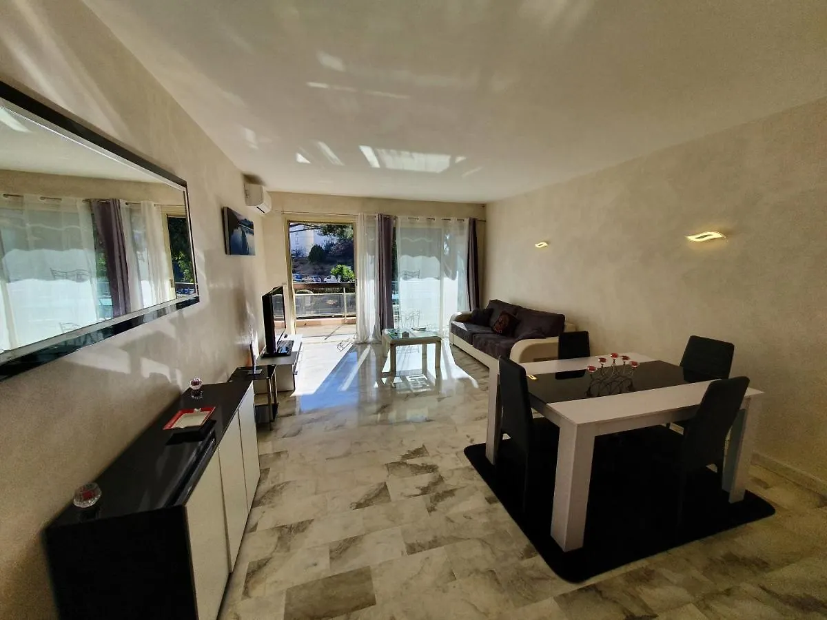 Proche Croisette , Appartement De 85M Avec 2 Chambres location